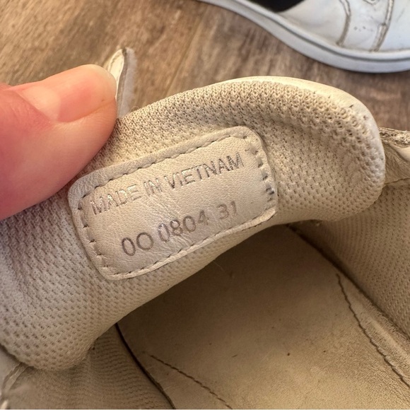 Prada Kids' Toddler Leather Low Top Sneakers - White - Size: 2 or 2.5 - Picture 10 of 14